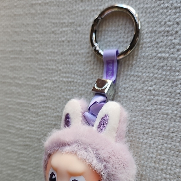 PIN FOR LOVE LABUBU LETTER M - Picture 5 of 11